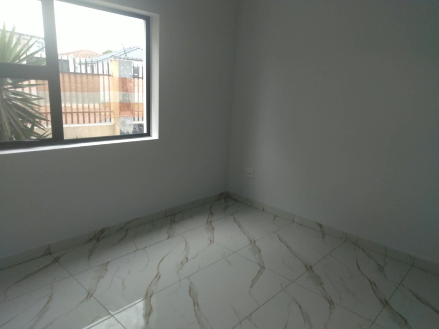 2 Bedroom Property for Sale in Ruyterwacht Western Cape